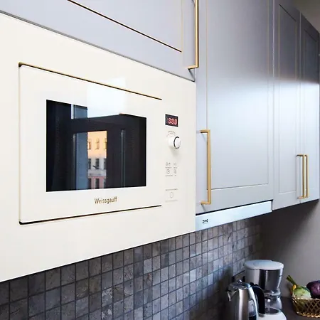 Apartament So Retreat To A Quiet Leafy Street Near The Buzz Of Downtown *