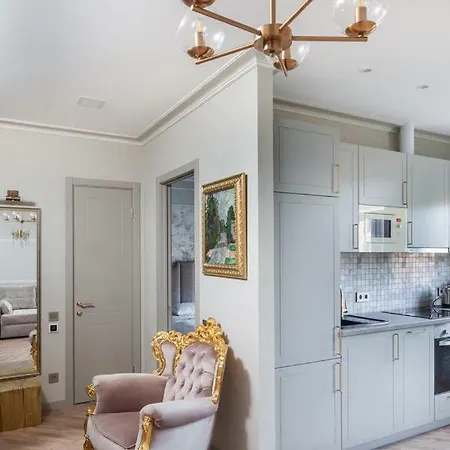 Apartament So Retreat To A Quiet Leafy Street Near The Buzz Of Downtown *